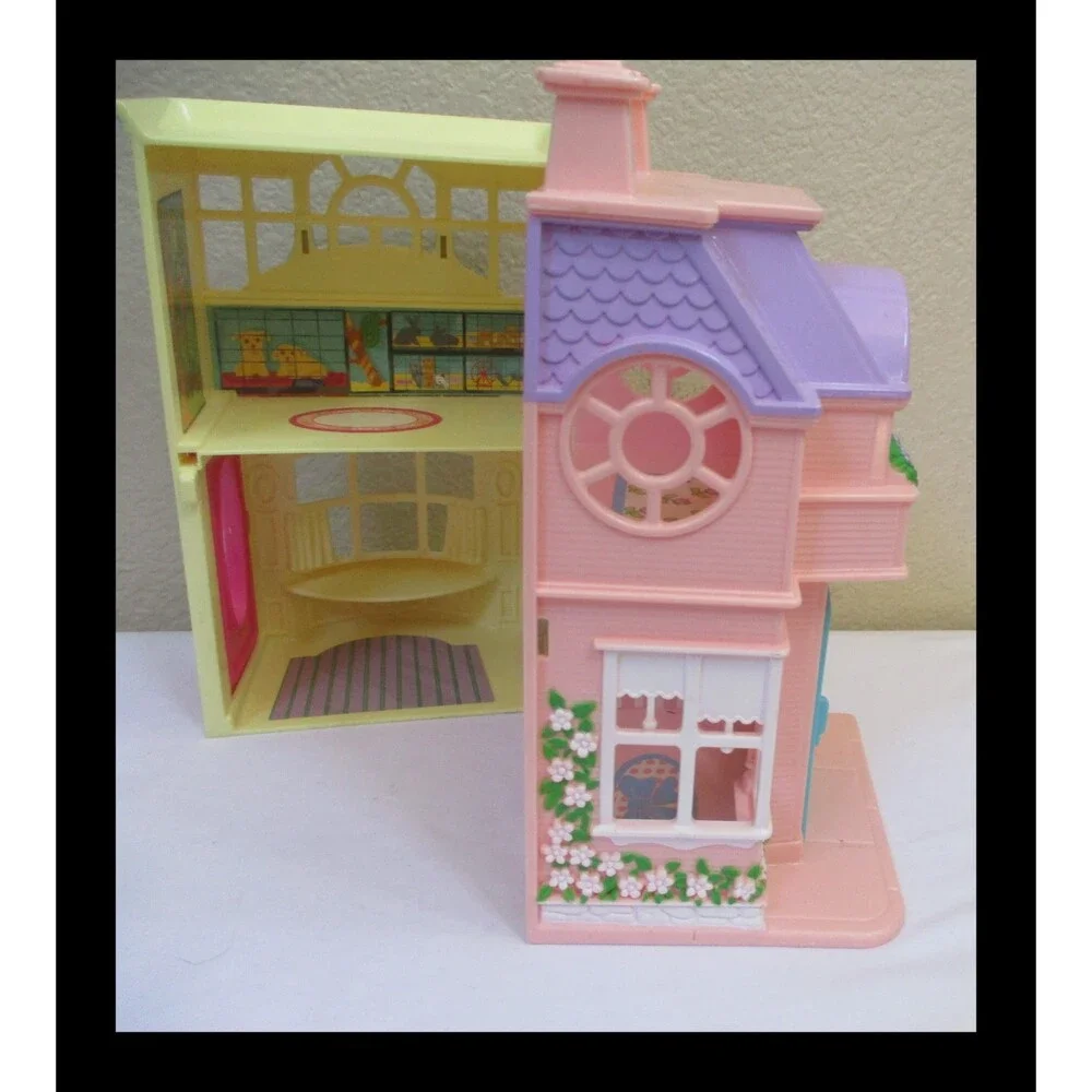2001 Mattel Fisher Price Sweet Streets Pet Shop Beauty Salon Doll House Only